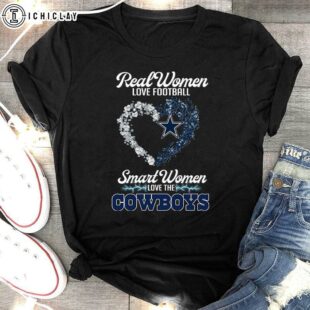 Smart Women Love Dallas Cowboys NFL 2D T-Shirt For Fans